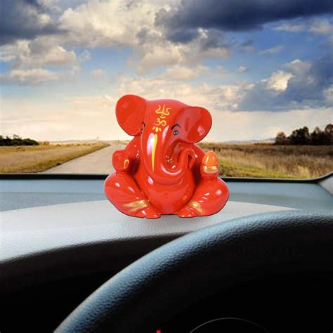 ganpati statue for car